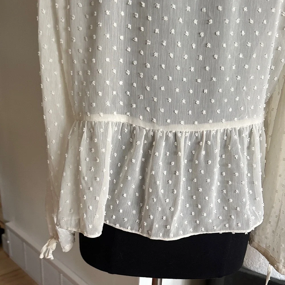 Zara Elegant Cream Dot Blouse - Size XL - Picture 9 of 12